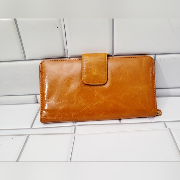 Vicenzo Ladies Large Size Tan Leather Wallet 16 Credit Card Slot Multiple Intern - Picture 1 of 6